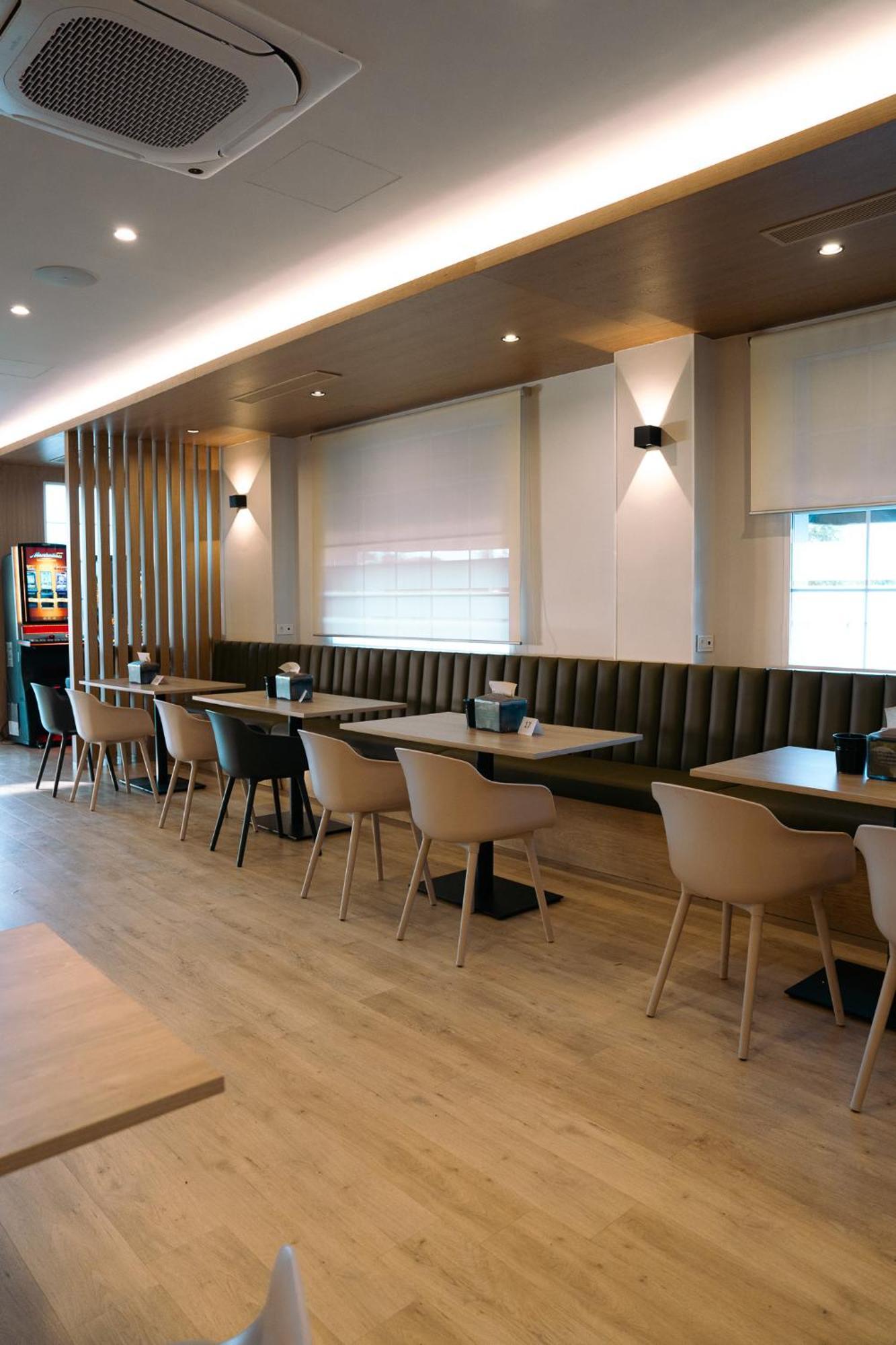 Hospedium Hotel Triana Миахадас Экстерьер фото